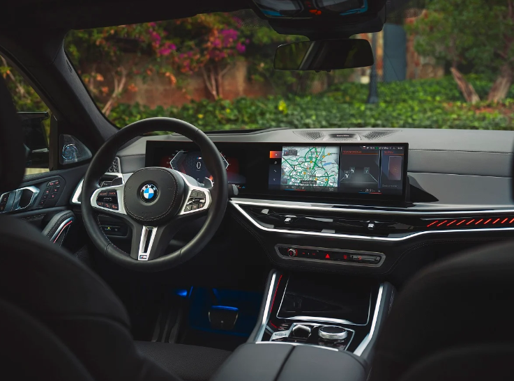 2024 BMW X6 Interior