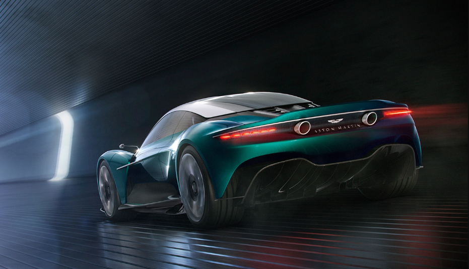 2025 Aston Martin Vanquish Review