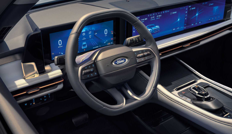 2024 Ford Edge Hybrid Interior