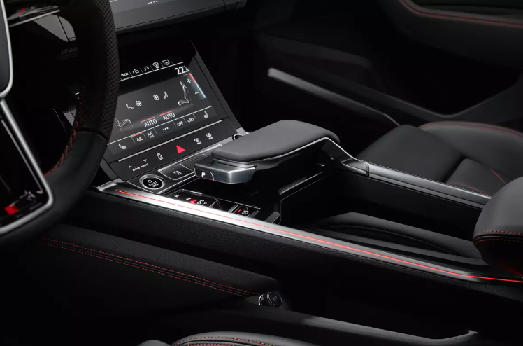 2024 Audi Q8 E-Tron Interior