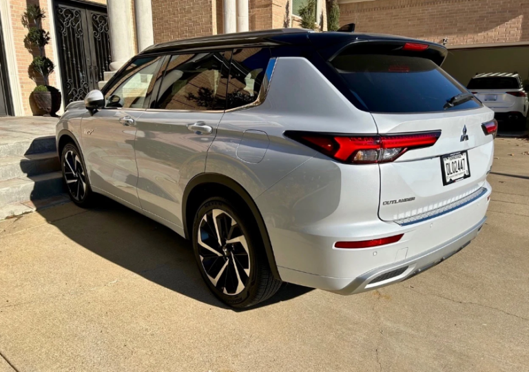 2025 Mitsubishi Outlander The Most Efficient PHEV In The Market