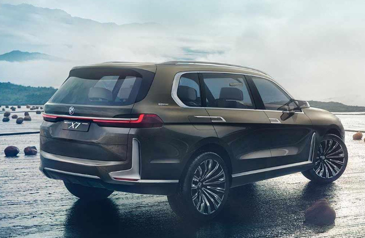 2025 BMW X7 Review